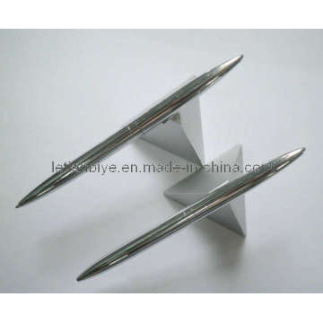Stylo magnétique de bureau en métal avec la base de triangle (LT-C227)
